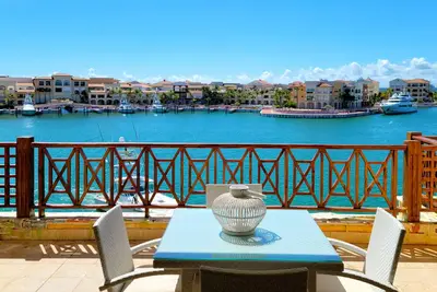 Image de Ocean Front Marina Sub Penthouse🌴🥥🏖