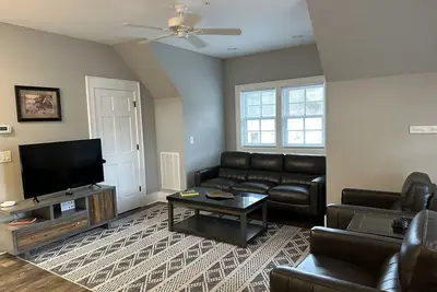 Image de 4th Street Market - Walk to Town Apartment in Highlands Nc