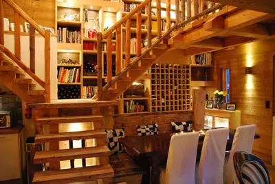 Image de Beautiful family chalet within idilic Swiss village, access to 4 Valleys\/Verbier