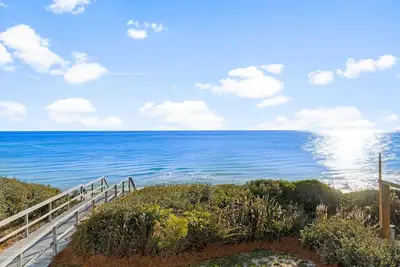 Image de \"Latitude Adjustment #6\"-Sleeps 4-Gulf Views