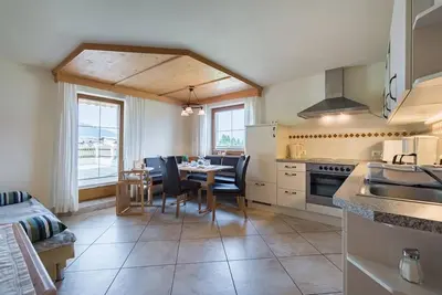 Image de Ferienwohnung Karwendel - Bauernhof Ferienwohnungen Sennhof