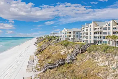 Image de 140 | 30a Beach Condo with Deeded Beach Access!