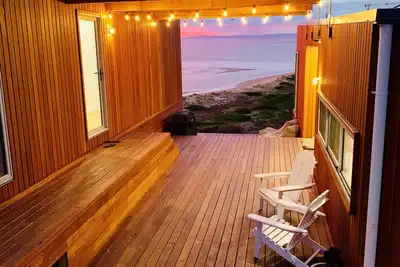 Image de Three Little Birds at Freycinet - Ocean views!