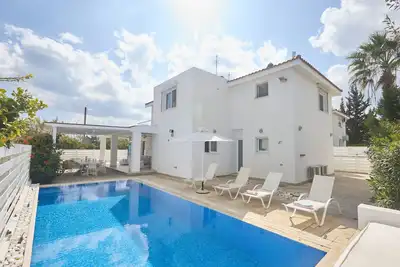 Image de Villa Serafi, Stunning 5bdr Kapparis Villa with Private Pool, Close to the Beach