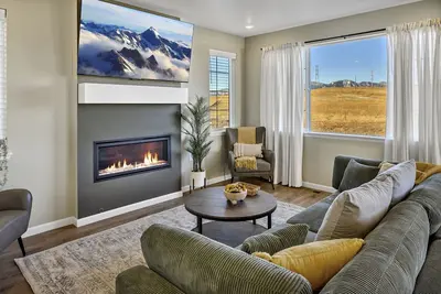 Image de Family 5bd Getaway – Views, Games, Golden Tee & Near Boulder!