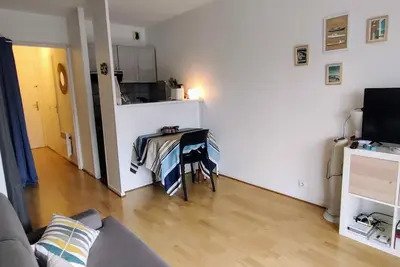 Image de Studio avec balcon dans résidence face au bassin