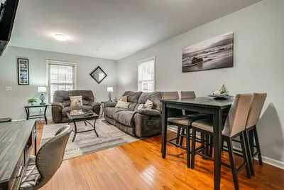 Image de Walkable Wilmington Home < 1 Mi to Waterfront