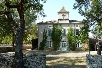 Image de Maison de Maître au Cœur du Parc Régional du Quercy. Calme et Nature Assurés!