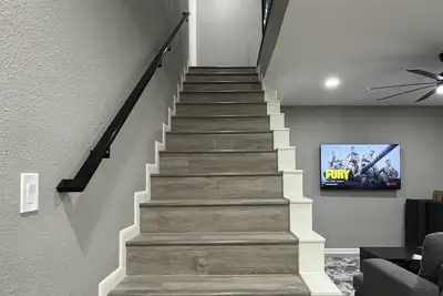 Image de Luxurious Uptown Galleria Oasis