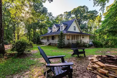 Image de Experience Tuscaloosa - Getaway on 10 acres just minutes outside of Tuscaloosa