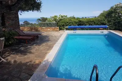 Image de Gaou Benat magnifique villa vue mer avec piscine