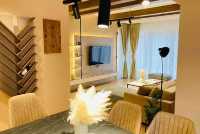 Villa Selzo Lux - Three Bedroom Villa with Terrace