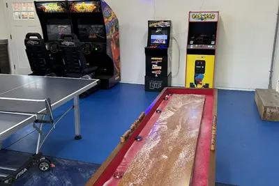 Image de The Big Waves Beach House. Perfect for Big families! Game Room!