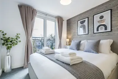 Image de Cozy 3 Bedroom Terrace Cottage in Epsom