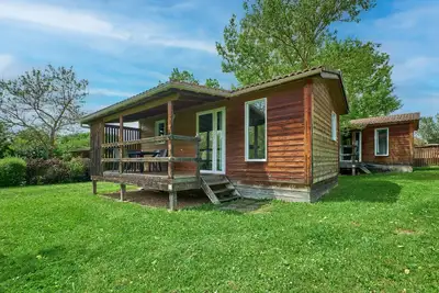 Image de Chalet \"5 Personnes 303\" avec piscine partagée et terrasse privée