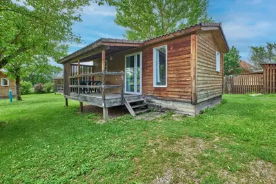Image de Chalet \"5 Personnes 302\" avec piscine partagée et terrasse partagée