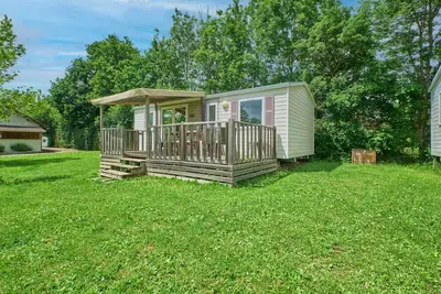 Image de Mobile Home \"6 Personnes 205\" avec piscine partagée et terrasse privée