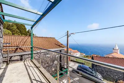Image de Maison de vacances \"Casas Dos Vinagreiros - Pedro\" avec vue sur la mer, terrasse privée et Wi-Fi