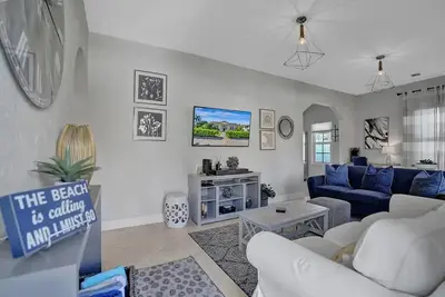 Image de Stunning 2/2 dream beach getaway in Surfside