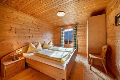 Image de Appartement 'Thalhof Hochwart' avec vue sur les montagnes, jardin partagé et Wi-Fi