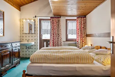 Image de Appartement 'Samont Appartment 5' avec vue sur les montagnes, terrasse partagée et Wi-Fi