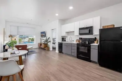 Image de Lovely Blue Boho 1br Suite - Columbus!