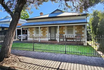 Image de Boutique Comfort in Unley – Your Home Away from Home- Minutes from Cbd