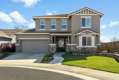 Image de Lovely Spacious Home with Pool, Great Location, King Suite