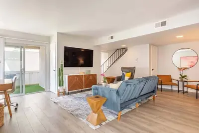 Image de Luxury 3br Townhouse in Downtown Manhattan Beach