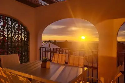Image de Casa Sunrise - Rooftop, 5 Swimming Pools and Panoramic Sea view @ Peñon de Ifach