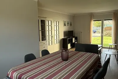 Image de Maison Bord de mer, Ă 50 m de la plage, pour 8 personnes