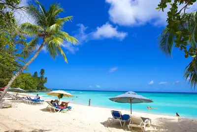 Image de Best Find! With Outdoor Pool, Free Parking, Close to Dover Beach
