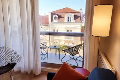Image de Appartement refait à neuf à 350 m des thermes au calme. Idéal curistes!