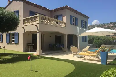 Image de Villa 8 Pers Sainte-Maxime La Nartelle, 100m Mer, Piscine PRIVÉE CHAUFFÉE, Spa