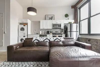 Image de Brick Loft Centrally Located
