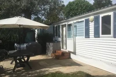 Image de Mobil home 6 personnes 3 chambres au calme, à 150 m de l'océan.