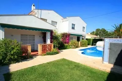 Image de Villa à Ametlla pour 12 personnes avec piscine privée, proche de la mer et deux logements indépendants