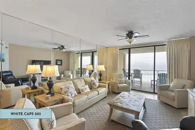 Image de Gulf Front Condo | Hot Tub Access! | Liquid Life
