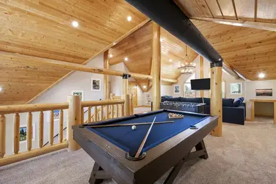 Image de Mini-Papa Bear Lodge (sleeps 22)