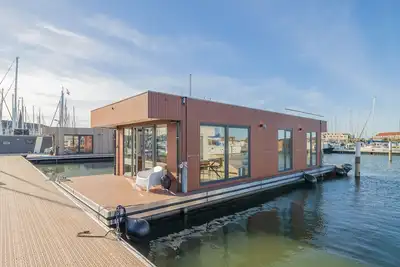 Image de Houseboat: \"Splendid\" at Marina Monnickendam tender included