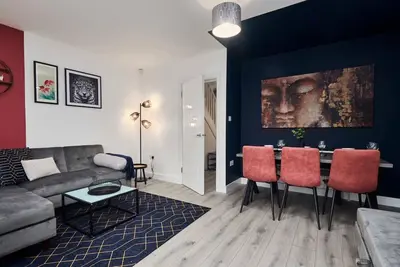 Image de Luxury 4 bedroom House with 2. 5 bathrooms.