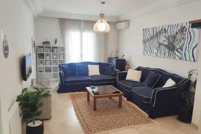 Image de Nice apartment with small garden\n