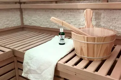 Image de Gemütliche, Neue 100m2 Ferienwohnung mit Privater Sauna