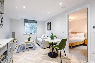 Image de Appartement-Salle de bain privée extérieure