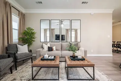 Image de Large Conference Private Yard Gated Community