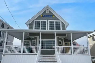 Image de Champaine Beach House - North Beach views in Hampton
