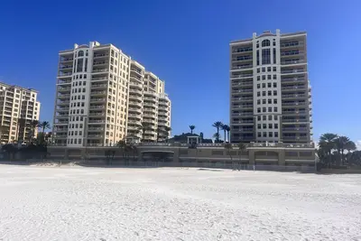 Image de Avail. ‘25 Jan, Apr fwd-Luxury Condo Clearwater Beach -Mandalay Beach Club!