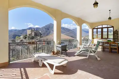 Image de Appartement \"Panorama Medievale\" avec vue sur les montagnes, terrasse privée et Wi-Fi