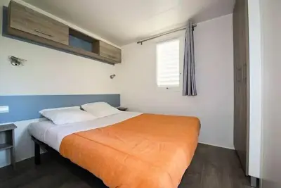 Image de C- Mobil-home Baltique climatisé - 3 chambres 6 personnes