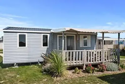 Image de Mobil-home | Classic | 3 Ch. | 6 Pers. | Terrasse surélevée